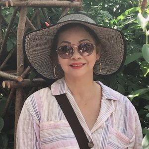 Meet your Posher, Ana